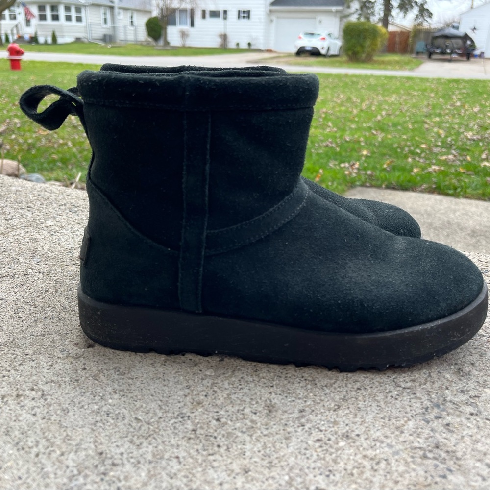 UGG Classic Mini Waterproof Black